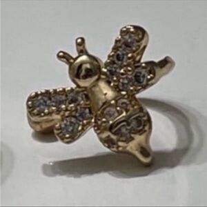 bee cuff earring